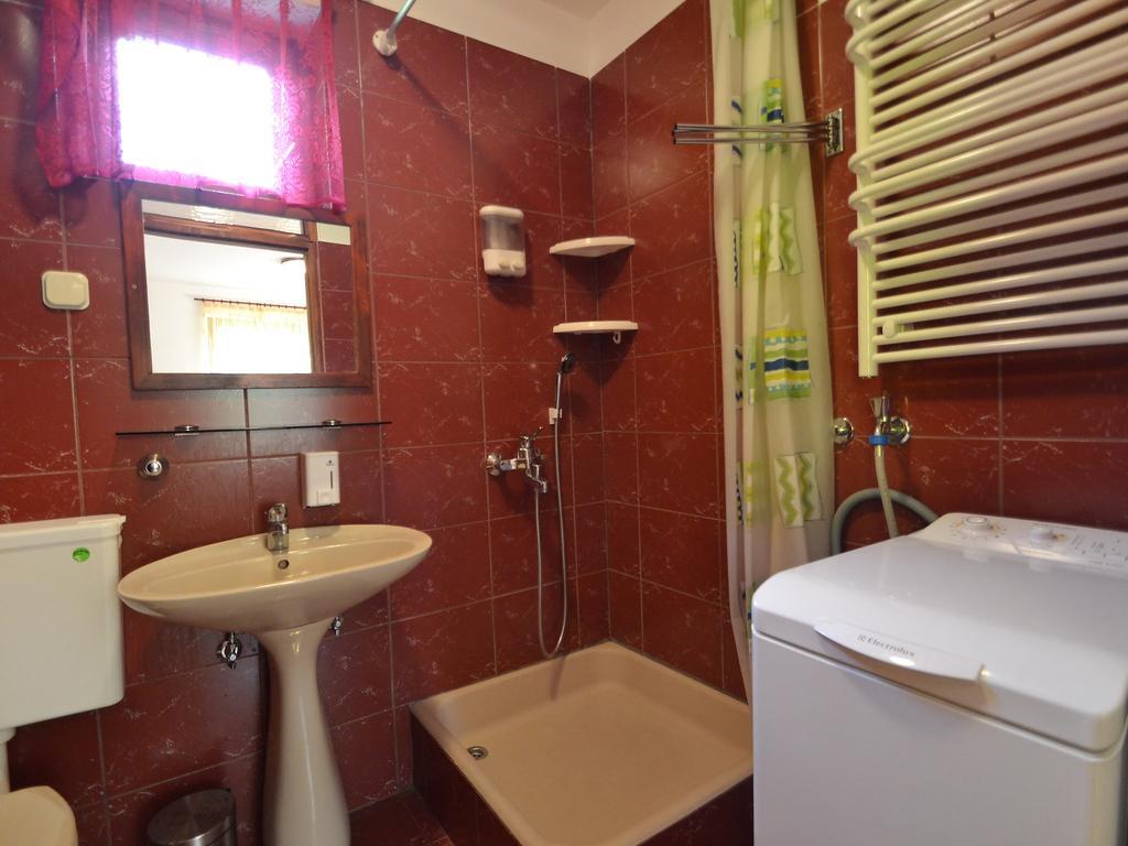 Holiday Home Coprnicka Hisa Skrad Bagian luar foto