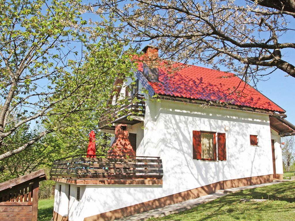 Holiday Home Coprnicka Hisa Skrad Bagian luar foto