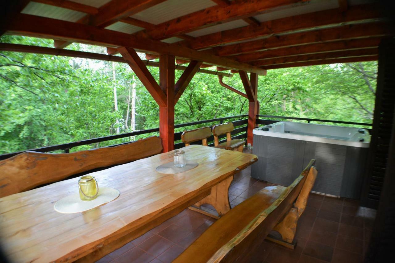 Holiday Home Coprnicka Hisa Skrad Bagian luar foto