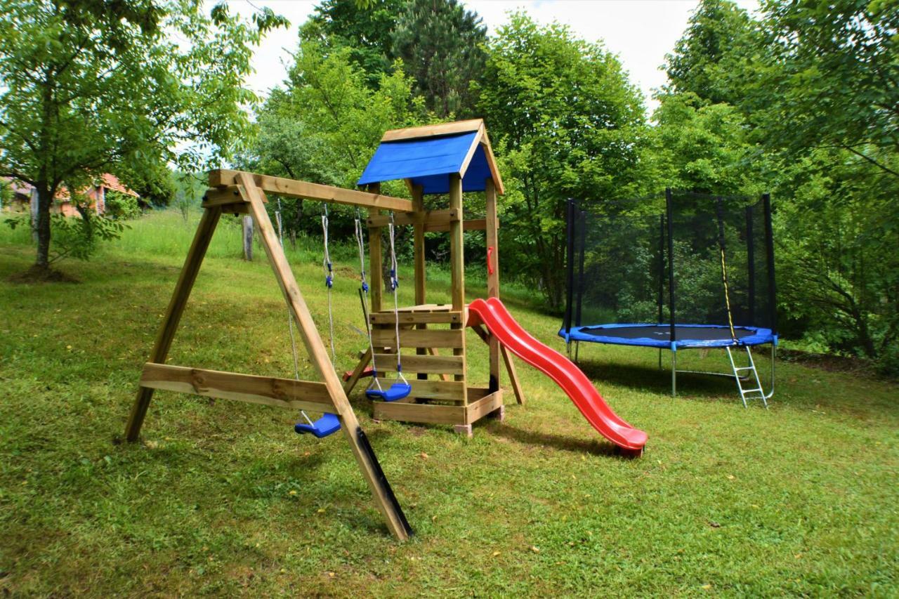 Holiday Home Coprnicka Hisa Skrad Bagian luar foto